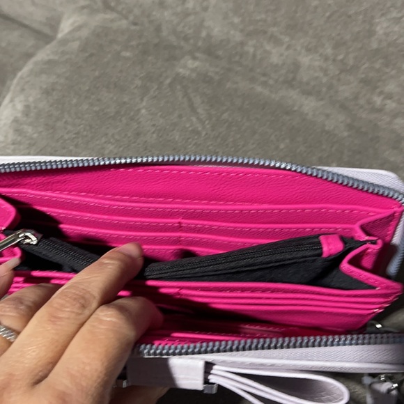 🥰🥰Betsey Johnson XOBOW Wallet🥰🥰 - Picture 9 of 11